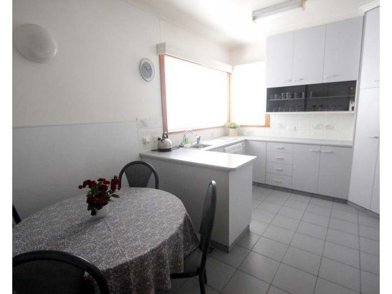 102 Nelson Street, Maryborough VIC 3465