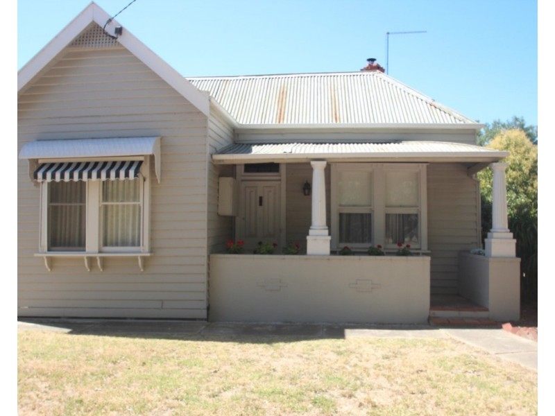 38 Liebig Street, Avoca VIC 3467