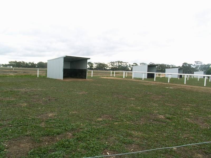 /323 Old Murray Road, Huntly VIC 3551