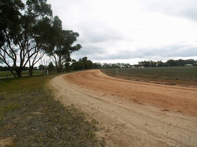 /323 Old Murray Road, Huntly VIC 3551