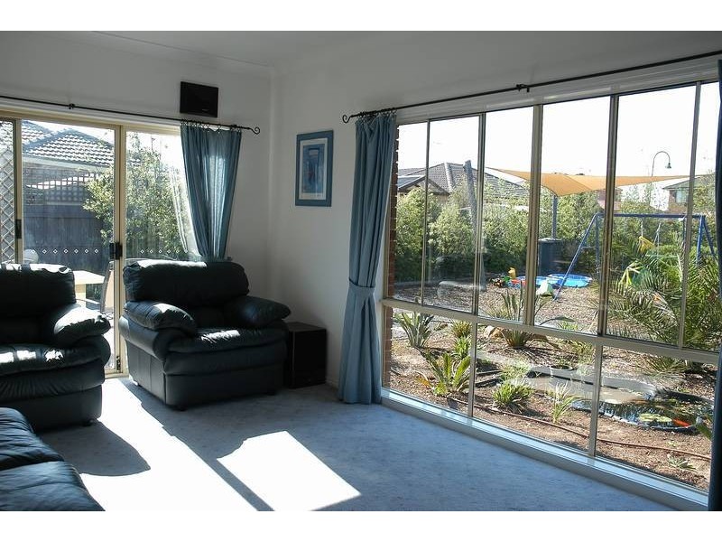 15 Fleetwood Circuit, Melton West VIC 3337