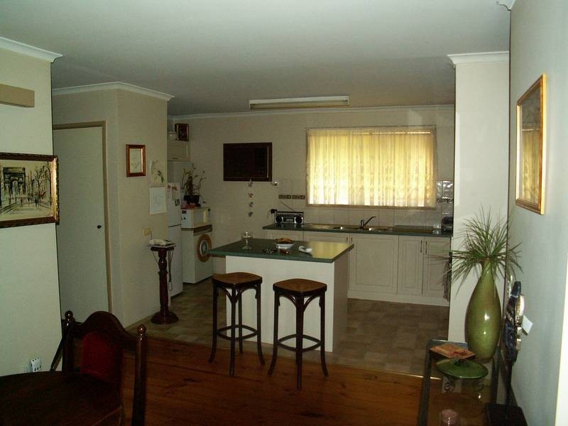 /24 Rathdowne Circuit, Melton West VIC 3337