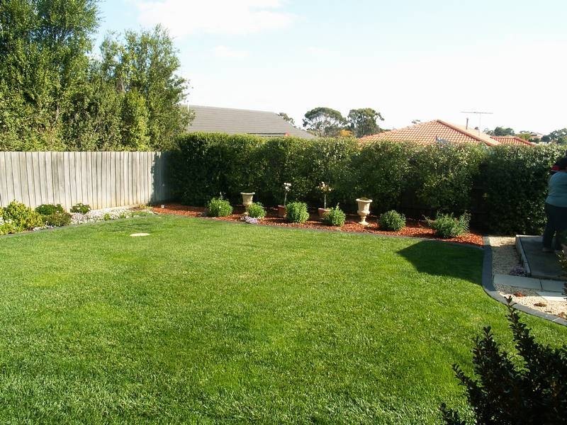 11 Winfield Drive, Kurunjang VIC 3337