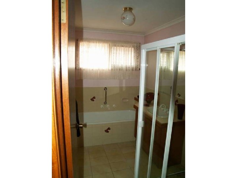 Avondale Heights VIC 3034