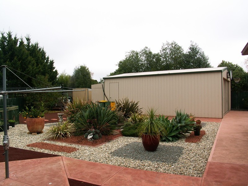 Melton West VIC 3337