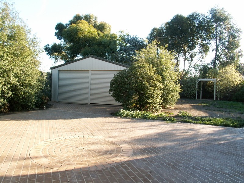 Melton West VIC 3337