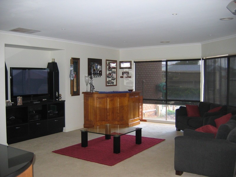 Melton West VIC 3337