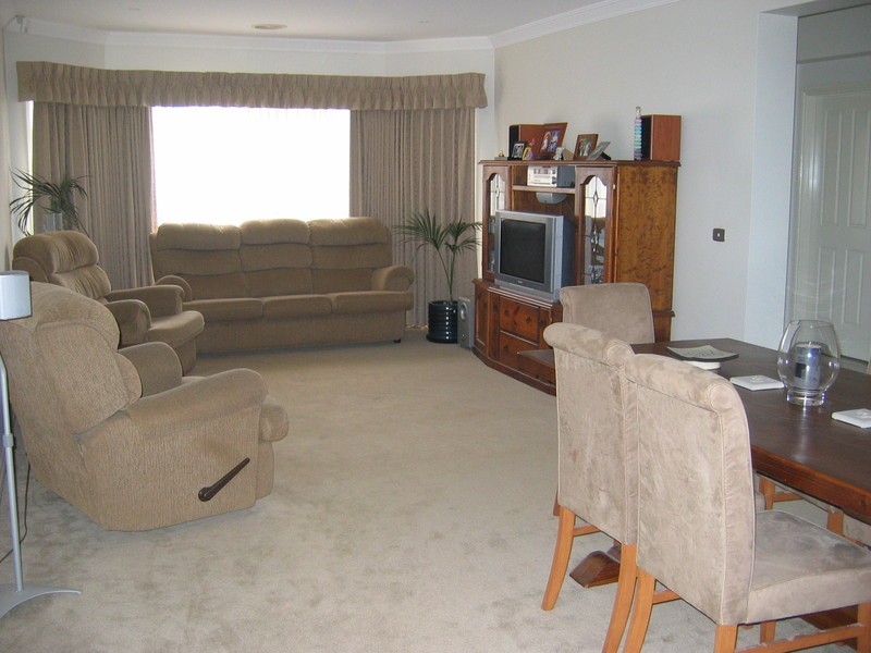 Melton West VIC 3337