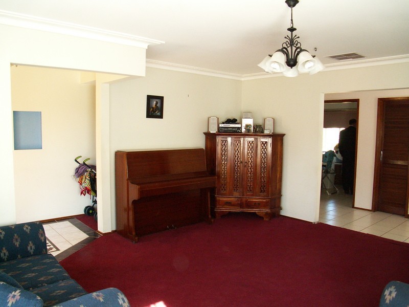 Melton South VIC 3338