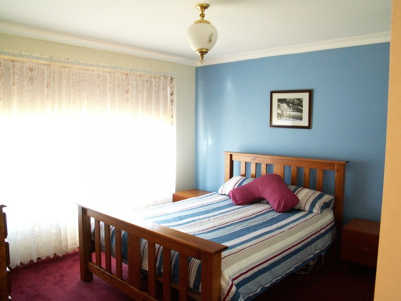 Melton South VIC 3338