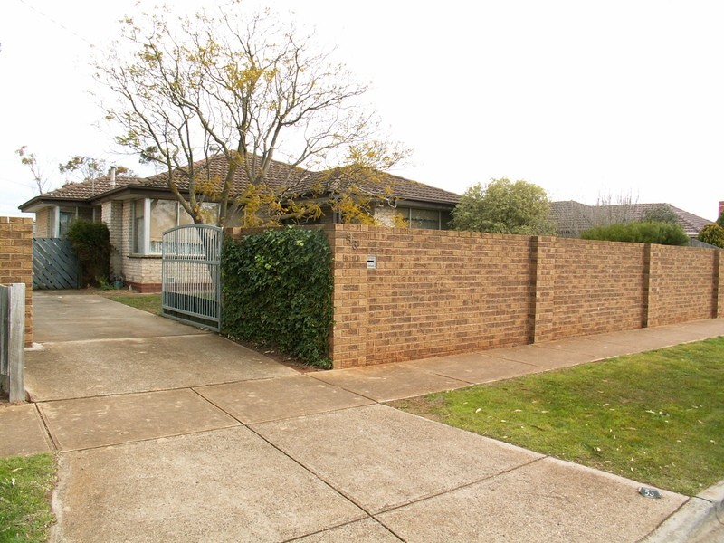 Melton South VIC 3338