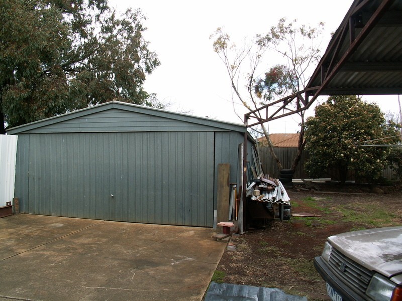 Melton South VIC 3338