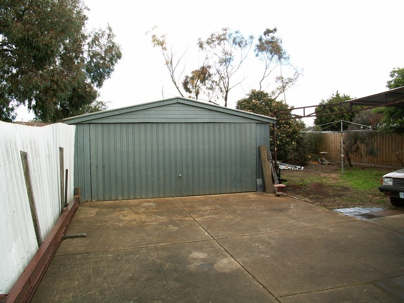 Melton South VIC 3338