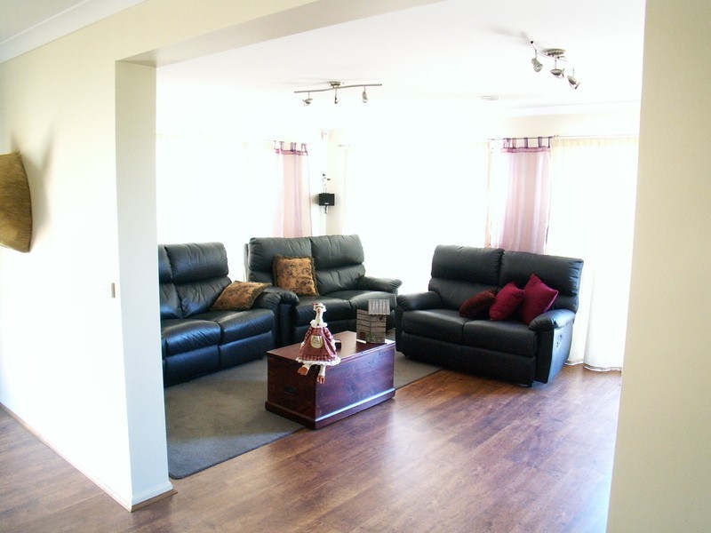 Melton West VIC 3337