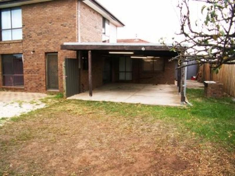 Melton South VIC 3338