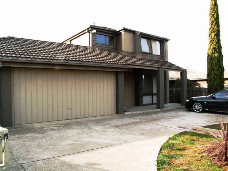 48 Centenary Avenue, Melton VIC 3337