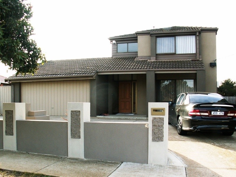 48 Centenary Avenue, Melton VIC 3337