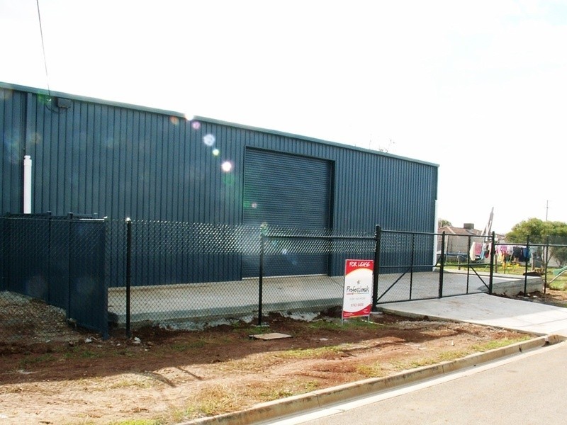 2/22 Smith Street, Bacchus Marsh VIC 3340