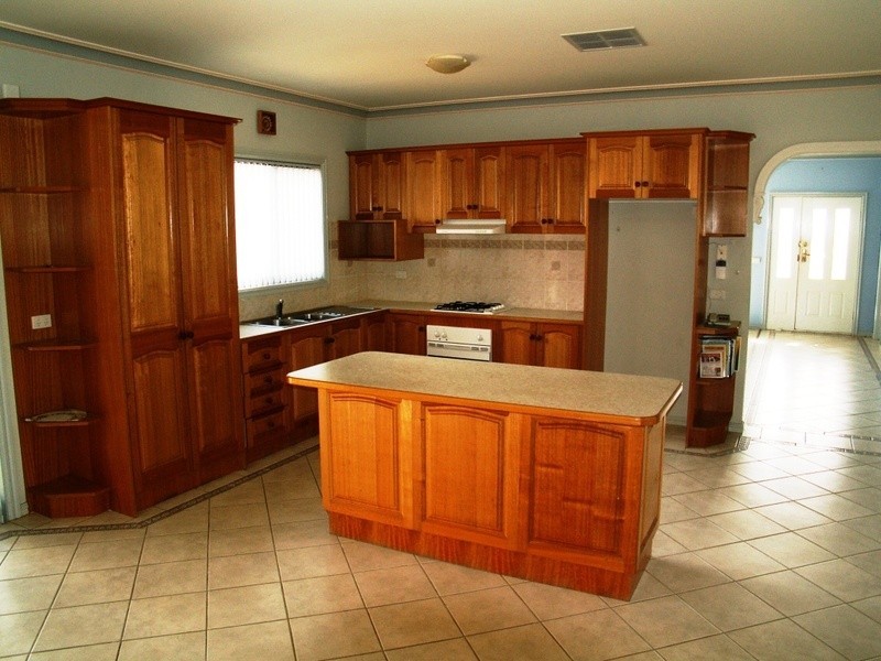 13 Priscilla Court, Melton VIC 3337