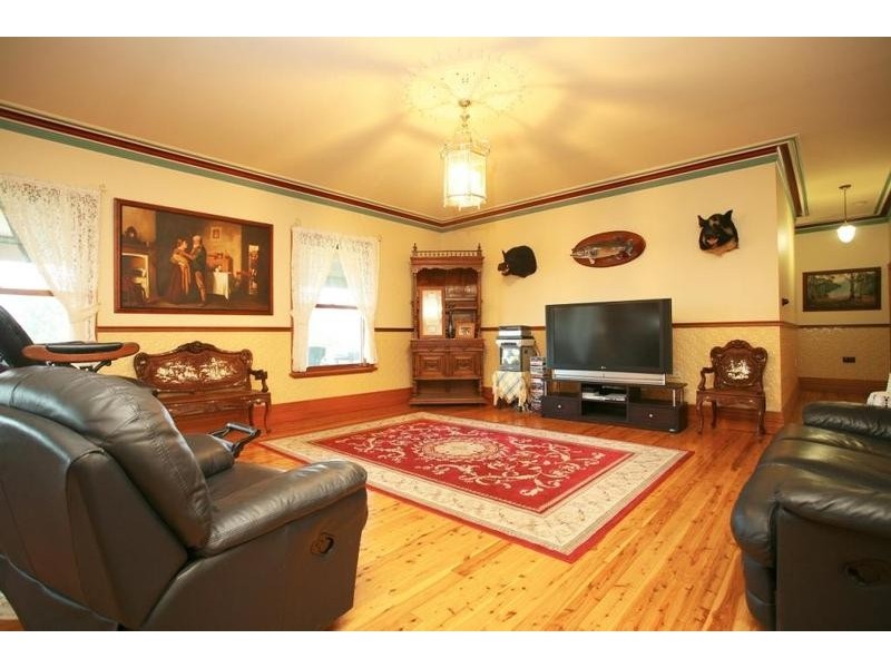 1917 Diggers Rest Coimadai Road, Toolern Vale VIC 3337