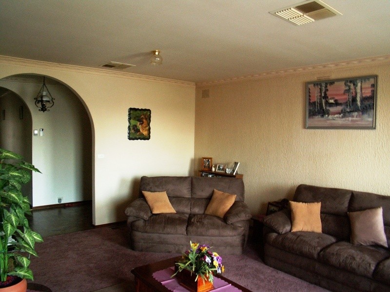 15 Hudson Place, Melton VIC 3337