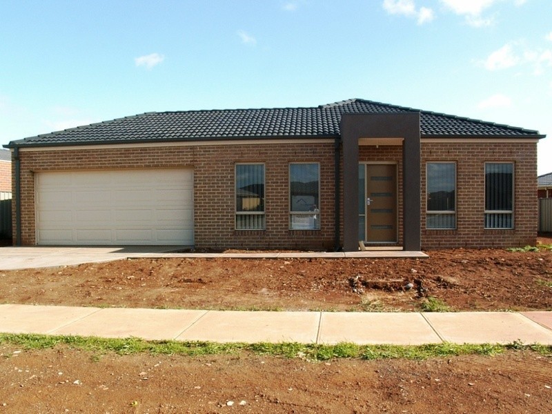 343 Centenary Avenue, Melton VIC 3337