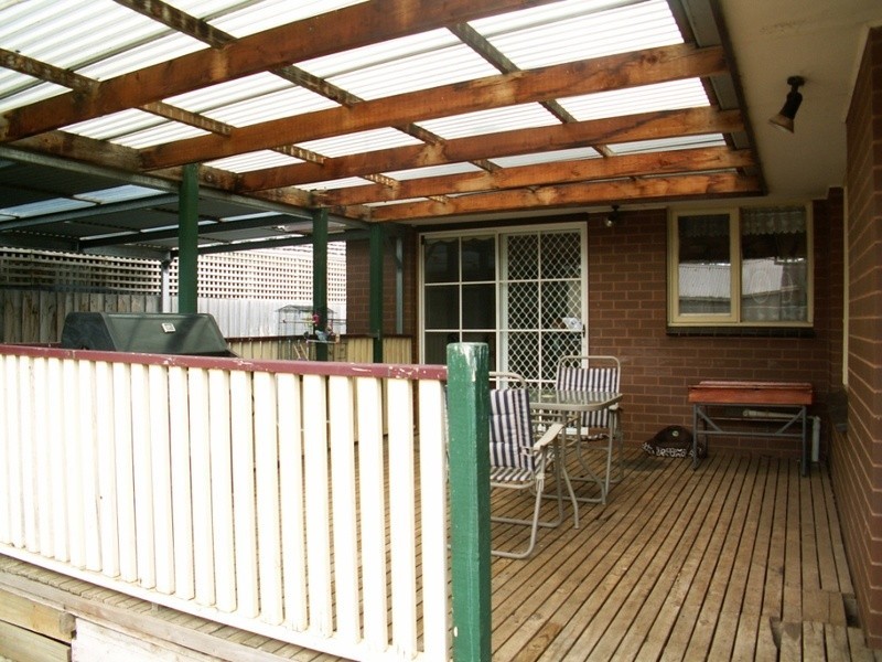 Melton South VIC 3338