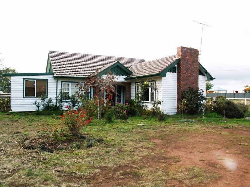 2-6 Sherwin Court, Melton VIC 3337