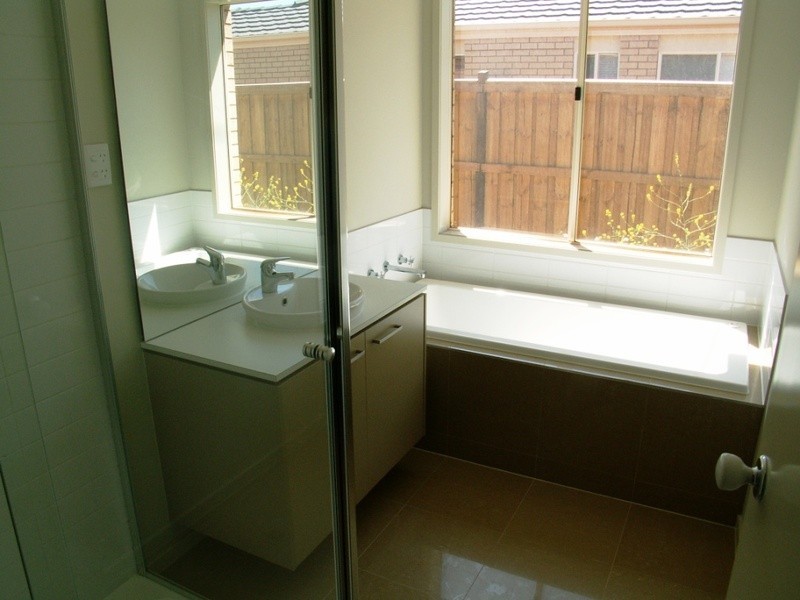 210 Clarkes Road, Brookfield VIC 3338