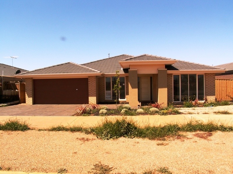 210 Clarkes Road, Brookfield VIC 3338