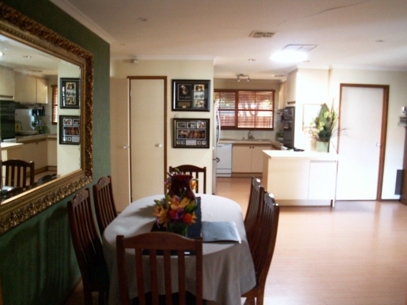 Melton West VIC 3337