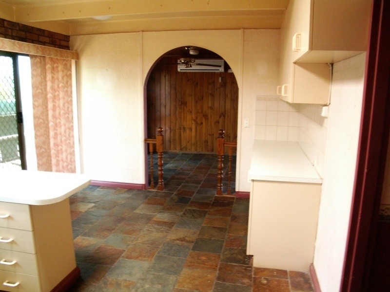 9 Irving Road, Melton VIC 3337