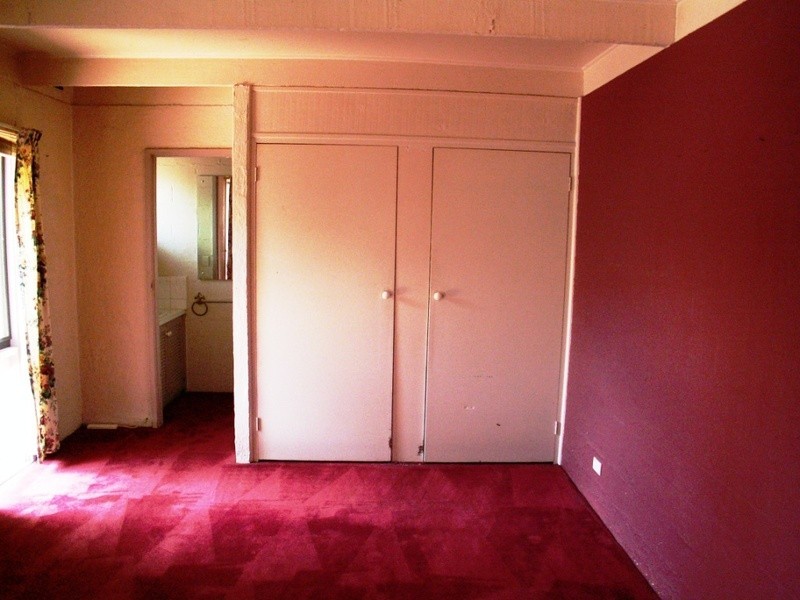 9 Irving Road, Melton VIC 3337