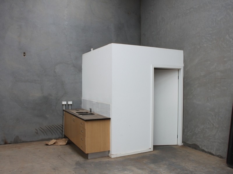 Factory 3/22-24 Westwood Drive, Deer Park VIC 3023