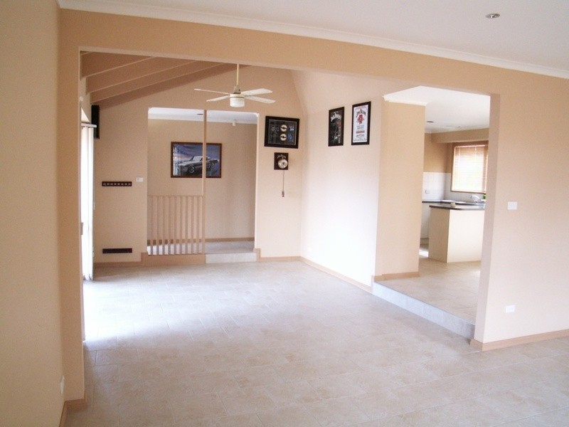 129 Exford Road, Melton South VIC 3338