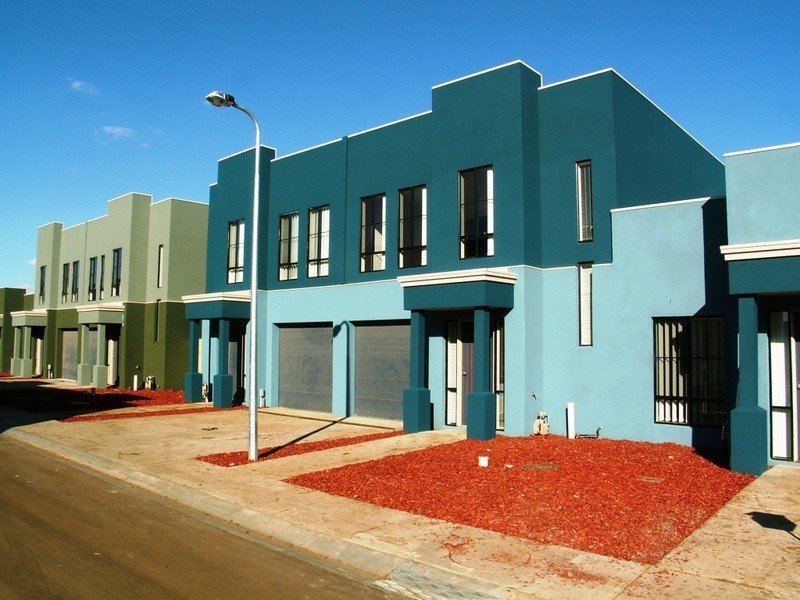 11/62 Andrew Street, Melton South VIC 3338