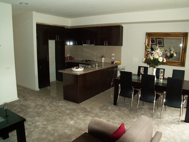 11/62 Andrew Street, Melton South VIC 3338