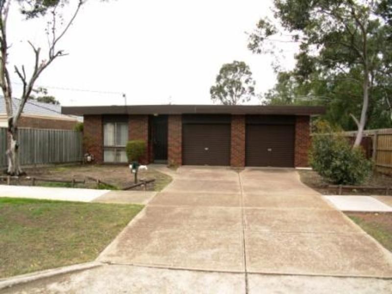 52 Exford Road, Melton South VIC 3338