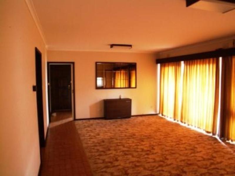 52 Exford Road, Melton South VIC 3338