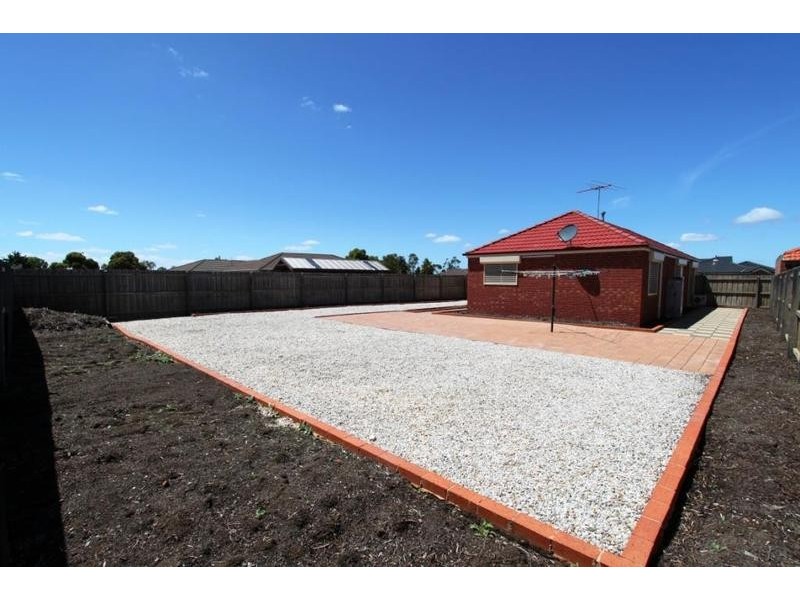 62 Greenhills Drive, Melton VIC 3337