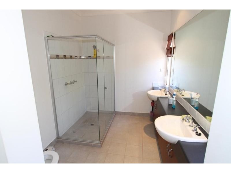 70 Westlake Boulevard, Melton VIC 3337