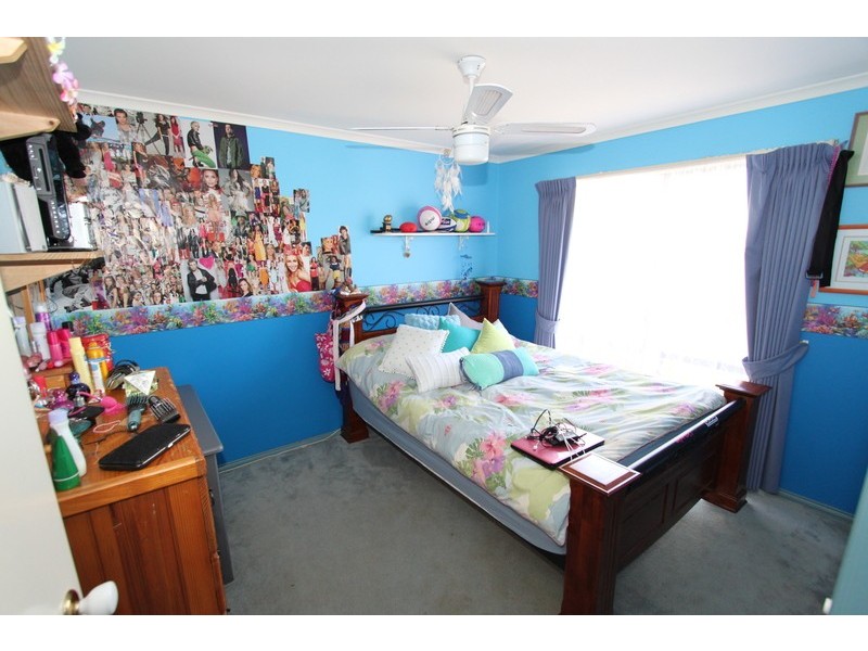 3 Parkway Place, Melton VIC 3337