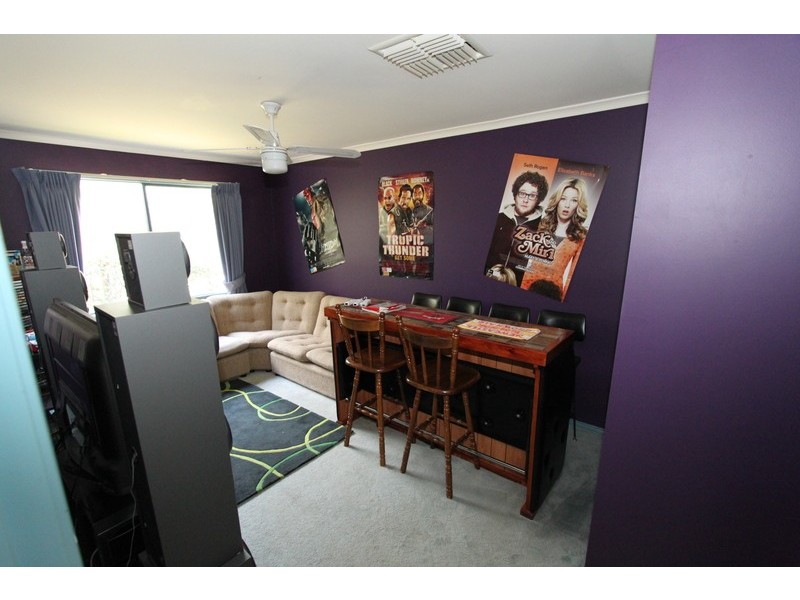 3 Parkway Place, Melton VIC 3337