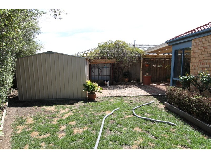 3 Parkway Place, Melton VIC 3337