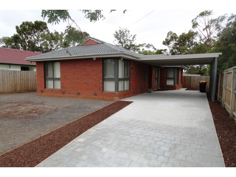 69 Rosina Drive, Melton VIC 3337