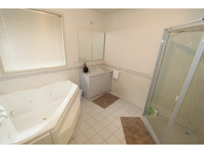 69 Rosina Drive, Melton VIC 3337