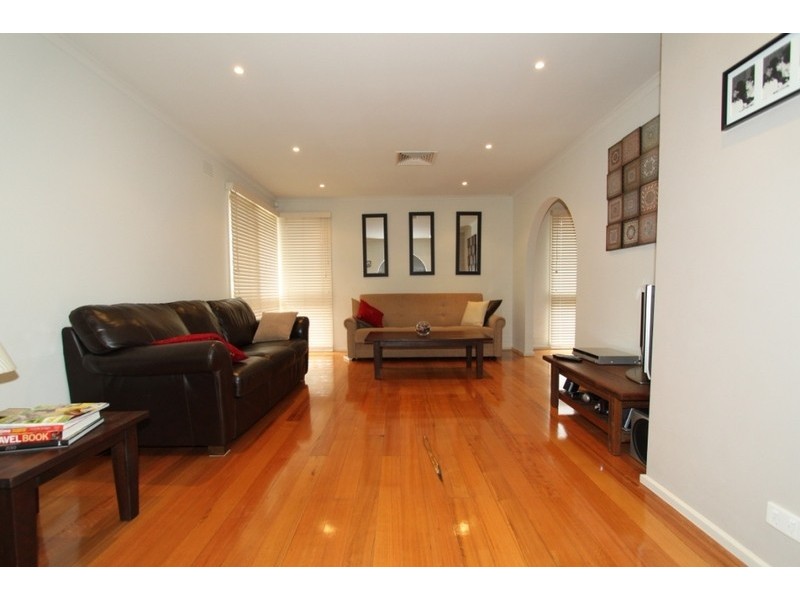 69 Rosina Drive, Melton VIC 3337