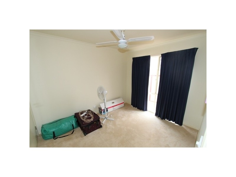 27 Meadow Glen Drive, Melton West VIC 3337