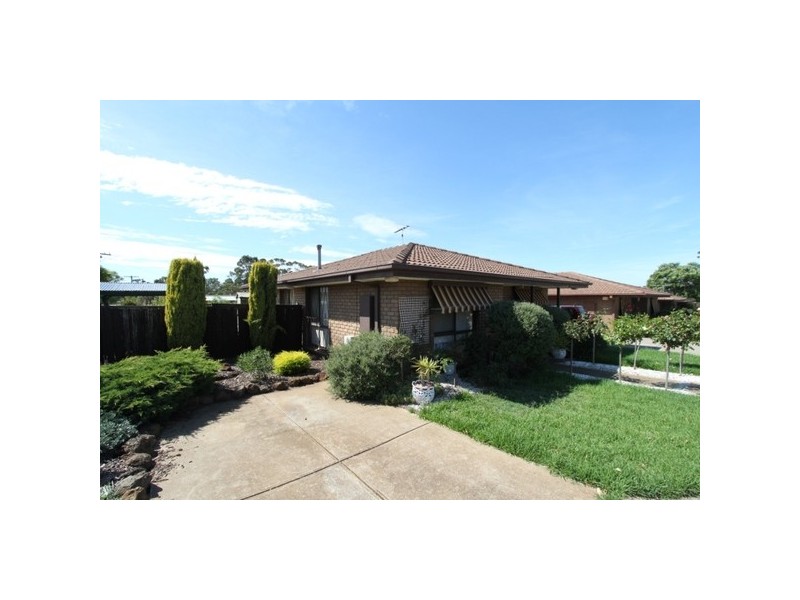 11 Henry Street, Melton VIC 3337