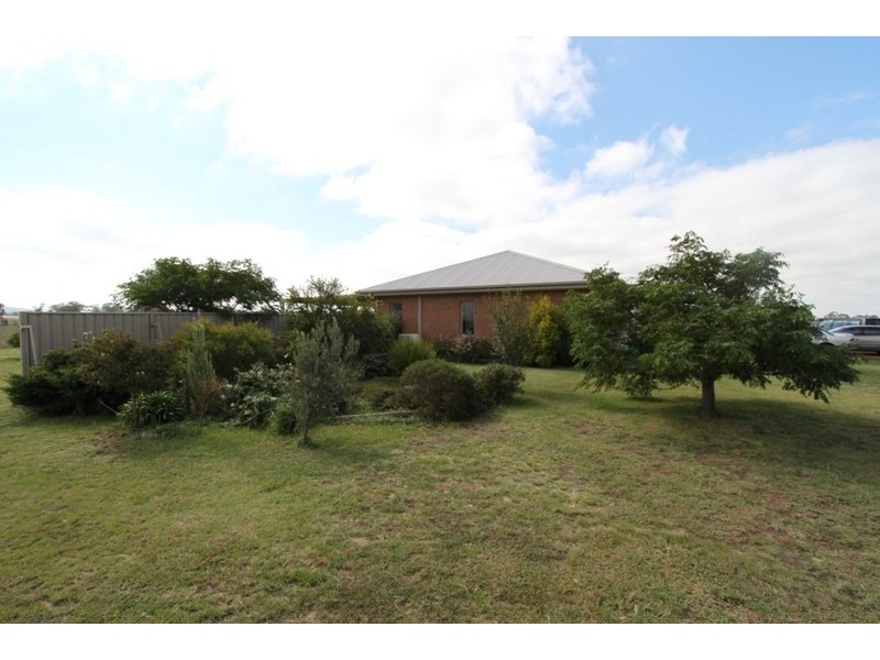 103 Porteous Road, Melton VIC 3337